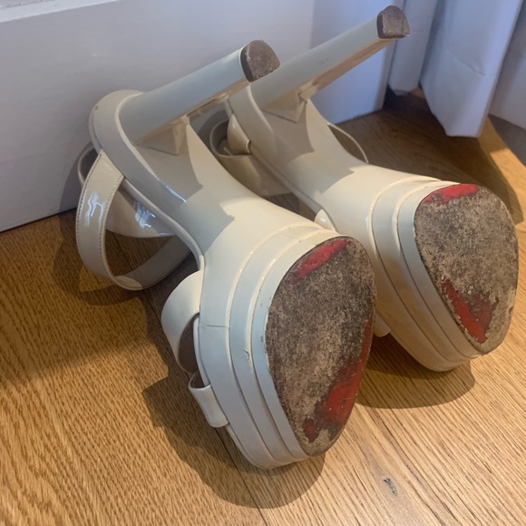 Christian Louboutin Cream Patent Leather size 7 - Picture 6 of 7